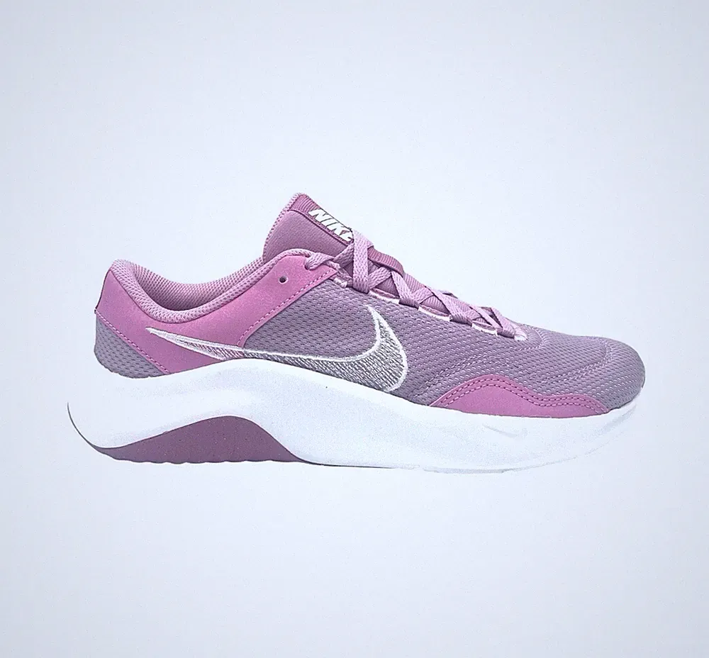 Nike WMNS Legend Essential 3 NN Größe 40,5 Schuhe Fitness Sneaker DM1119-600