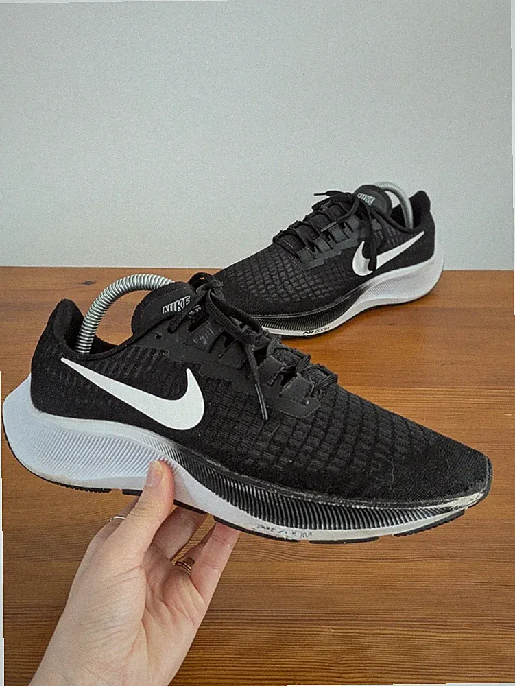 Nike Zoom Peagaus 37 Schwarz Laufschuhe UK 6,5 Rennradschuhe