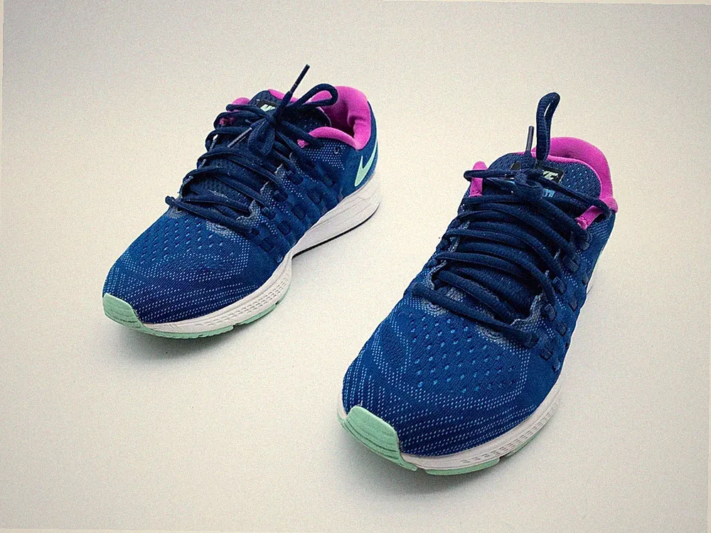 Nike Zoom Vomero 11 Unisex Laufschuhe Sportschuhe Blau Gr. 39 EU Art. 40527-30