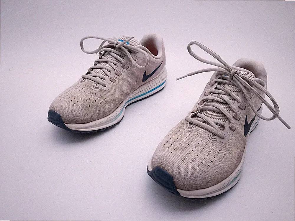 Nike Zoom Vomero 13 Damen Laufschuh Sportschuh Sneaker Gr. 40 EU Art. 41084-45