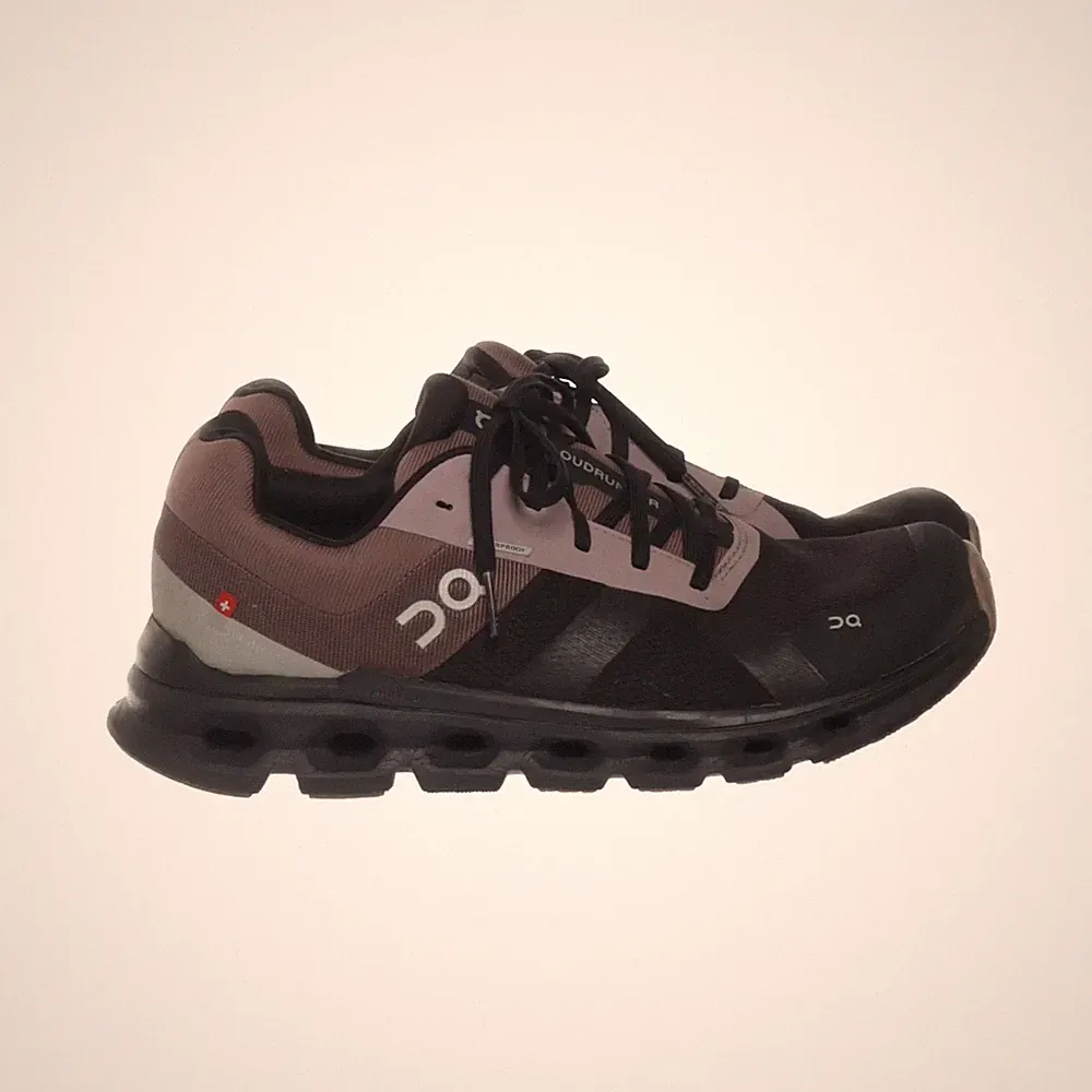 O.N, Laufschuhe, Größe: 40 1/2, Cloudrunner, Pink/Schwarz, Damen #VEv