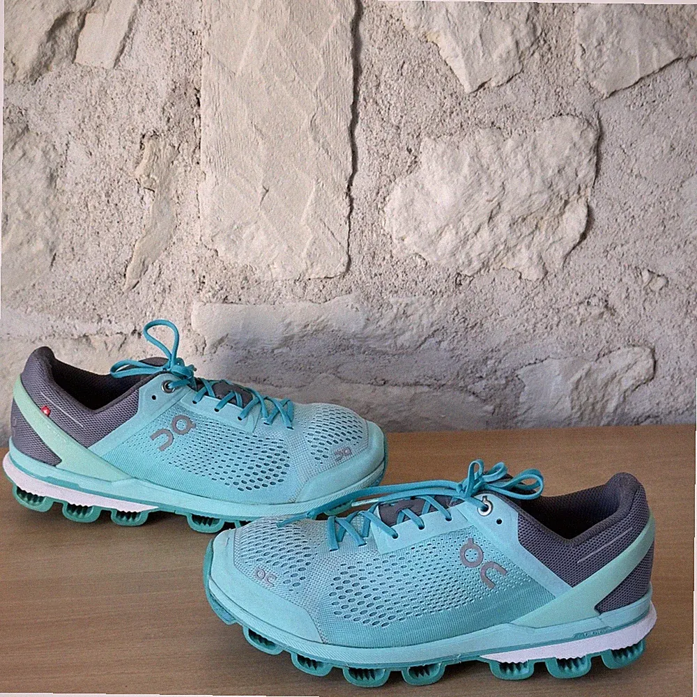 On Cloud Cloudsurfer Laufschuhe Damen Größe 41