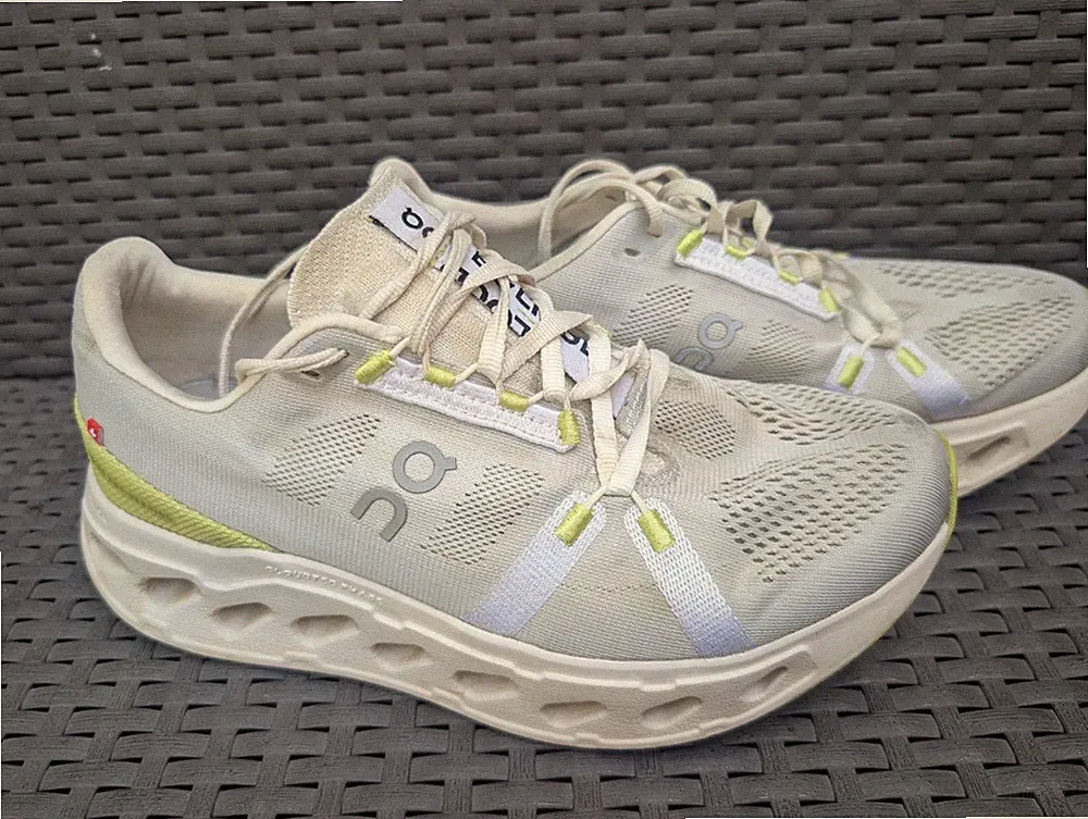 On Cloud Eclipse Turnschuhe Damen 7 grau Straßenlauf Training Outdoor Fitnessschuhe