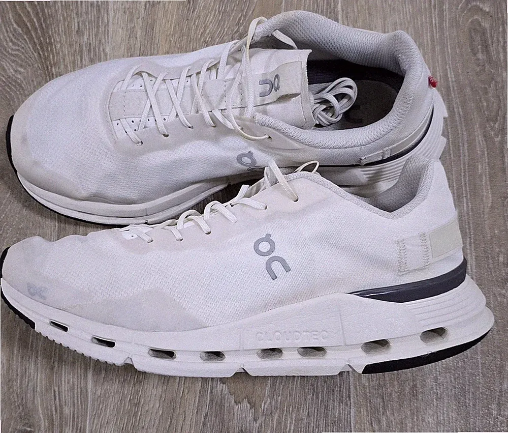 On Cloudnova Form 2 Damen Laufschuhe Gr 41 Weiß Sportschuhe