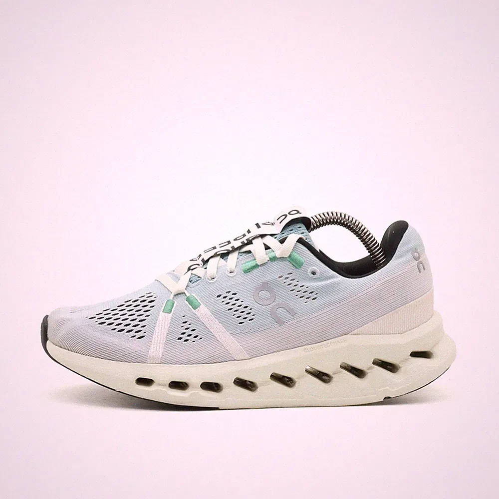 On Damen Cloudstratus Sneaker EU 37.5 Hellblau/Weiß 3WD10442078