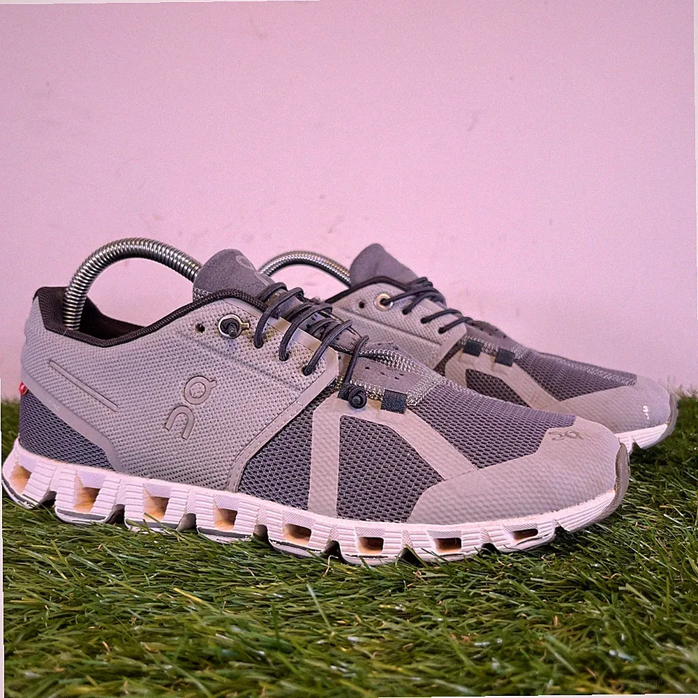 On Trainers Größe 6 Damen grau Cloud 5 Sport Walking Performance Laufschuhe
