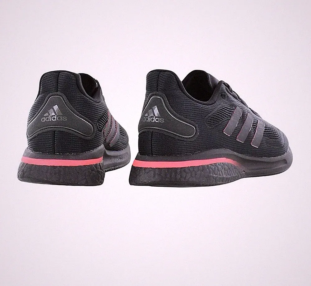 Original Damen Adidas Supernova FW8822 Laufschuhe in gutem gebrauchten Zustand