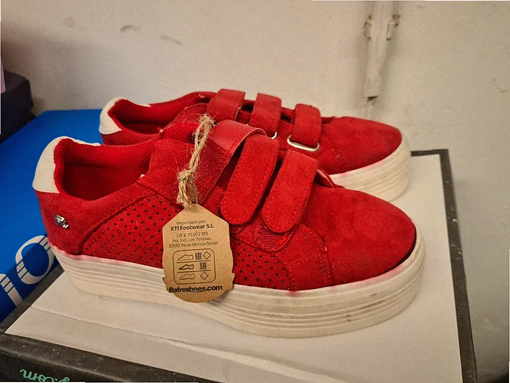 🔥Plattform Sneaker Halbschuhe Laufschuhe Stylisch Rot Gr. 39 EU Wildlederschuhe