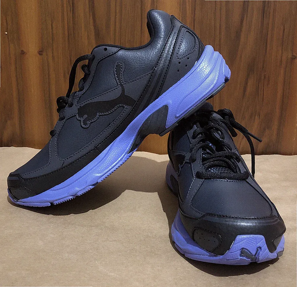 PUMA AXIS 2 XT Wn‘s 40,5 Schwarz/Violet Damen Sneakers Leder NEU