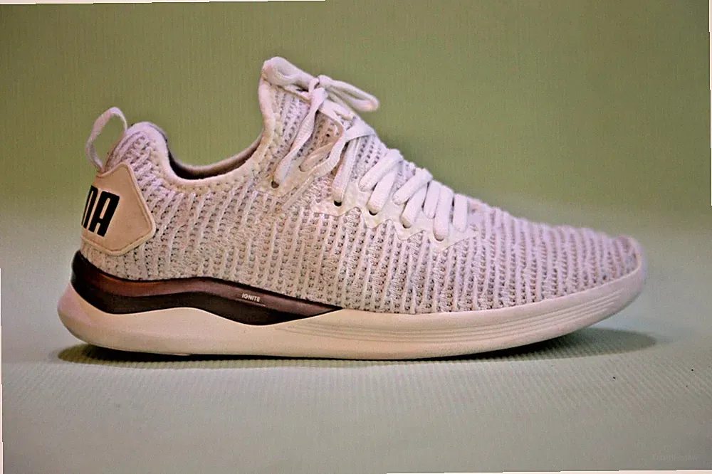 PUMA Damen Sportschuhe, Laufschuhe,Freizeitschuhe,Sneaker Gr. 39. Sehr gute Zus.