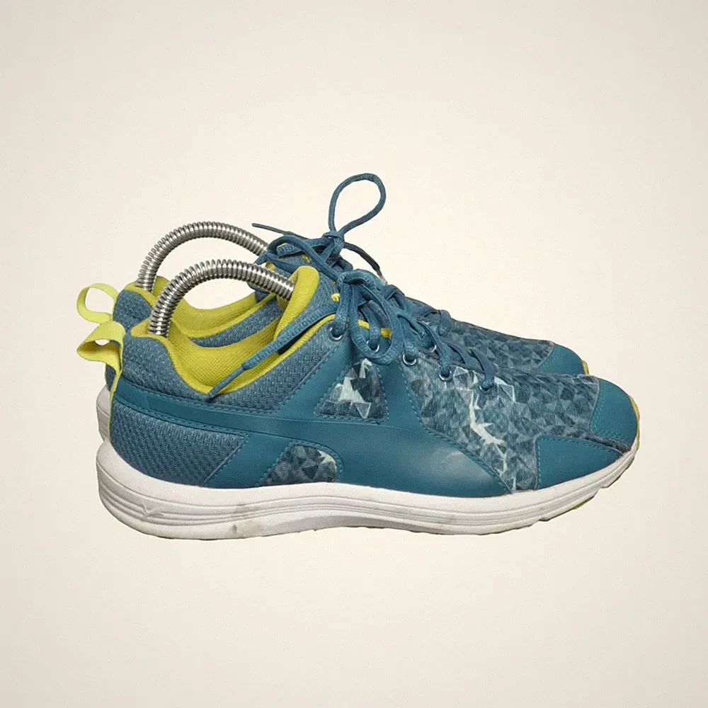 Puma, Laufschuhe, Größe: 37 1/2, Blau/Gelb, Damen #w3I