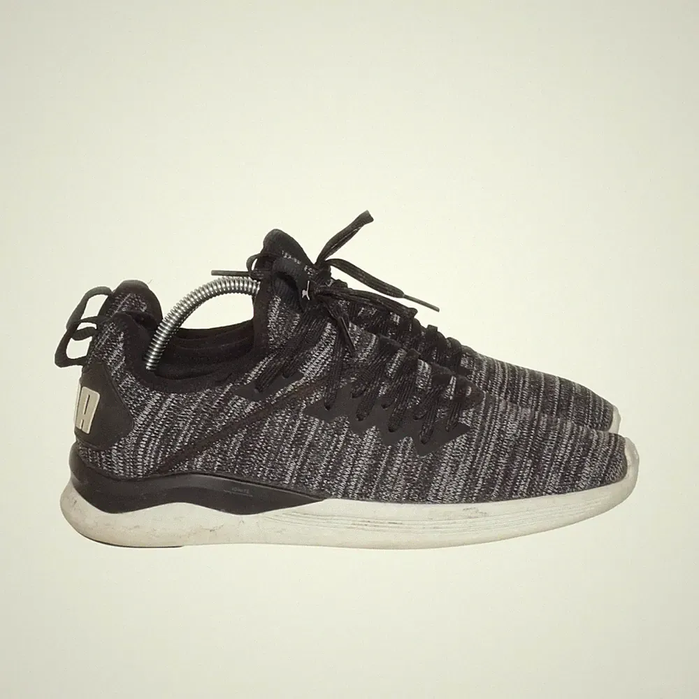 Puma, Laufschuhe, Größe: 38 1/2, Schwarz, Damen #1I8
