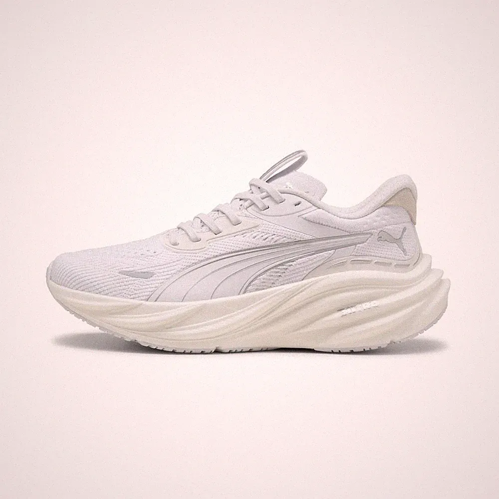 Puma Magnify Nitro 3 Frauen Laufschuhe Jogging Schuhe Sneaker Weiß NEU 311047 02
