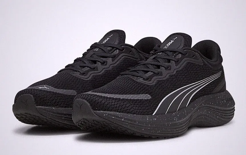 Puma Scend Pro Laufschuhe Turnschuhe Schuhe neu schwarz Größen 8,5 9 9,5