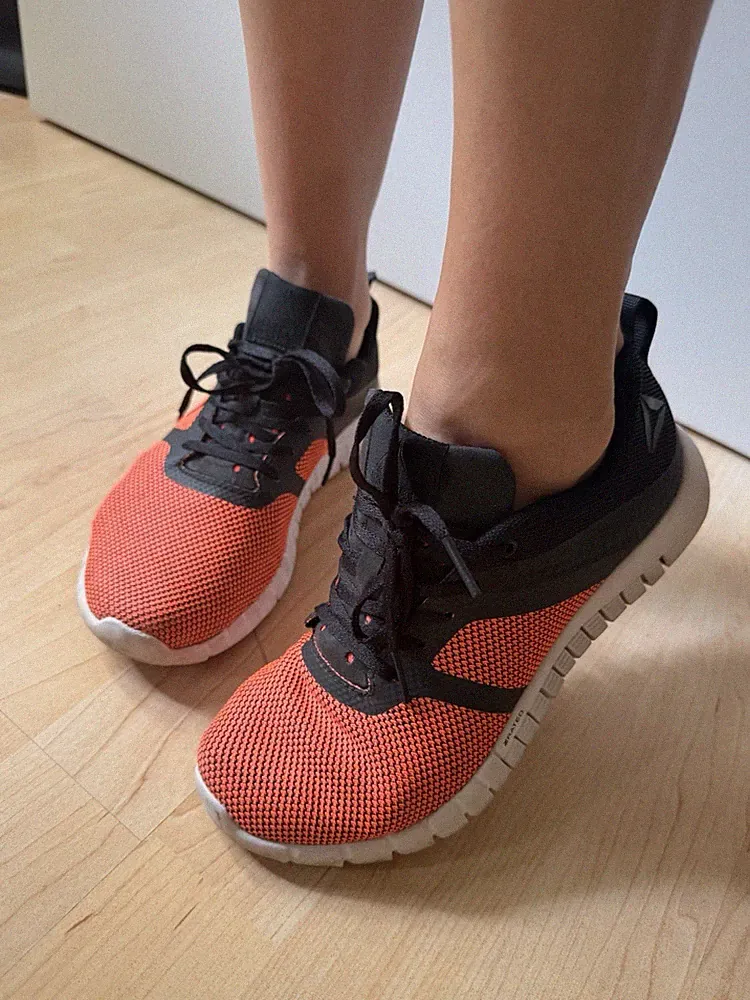 Reebok Classic Sneaker Damen Freizeitschuhe 37 Sport Laufschuhe Orange