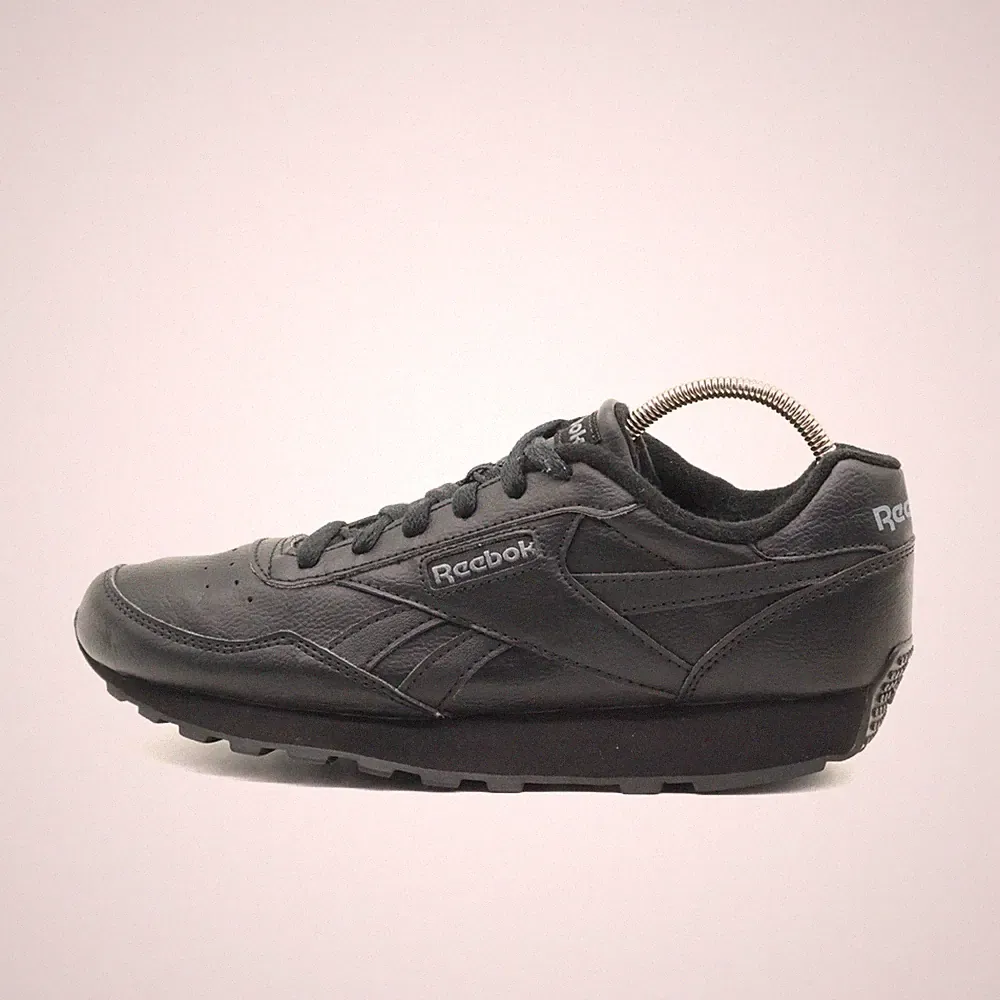 Reebok Damen Classic Leather Sneaker Schwarz Leder Low Gepolsterte Sohle EU 39