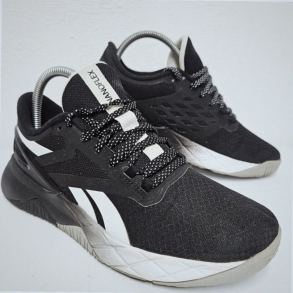 Reebok Nanoflex TR schwarz reinweiß Damen Gr. UK 4 Trial Laufschuhe GZ0257