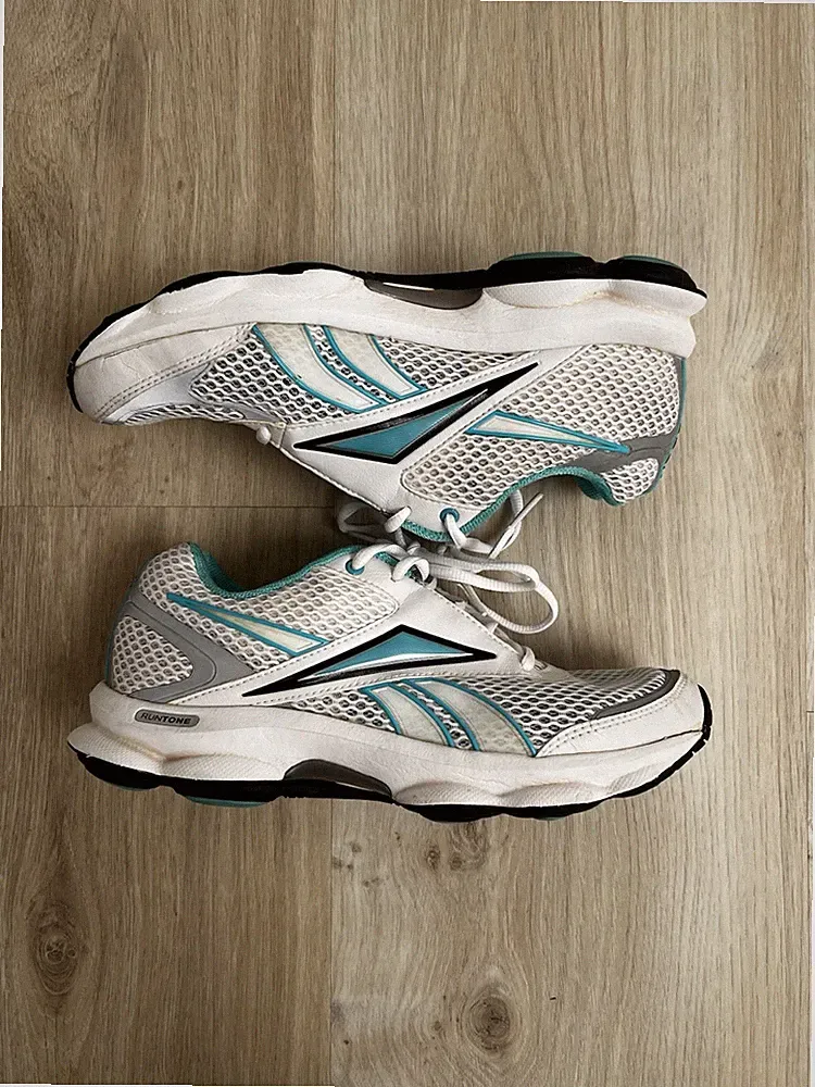 Reebok RunTone Damen Sneaker EU 38 weiß/türkis grau atmungsaktiv Laufschuhe