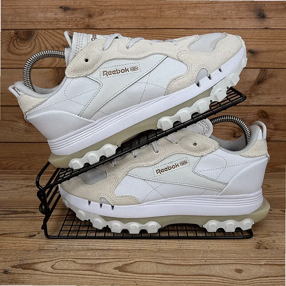 Reebok Turnschuhe Damengröße UK 7 klassische Leder Cardi B weiß klobige Schuhe