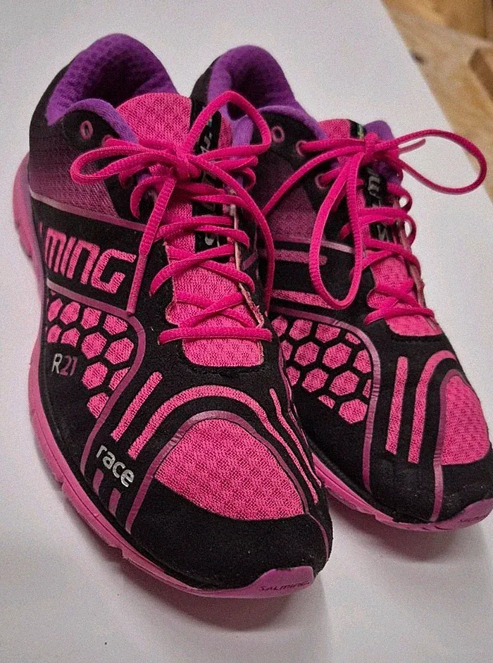 Salming R21 Damen Laufschuhe Running Training Sportschuhe EUR 39 1/3 women