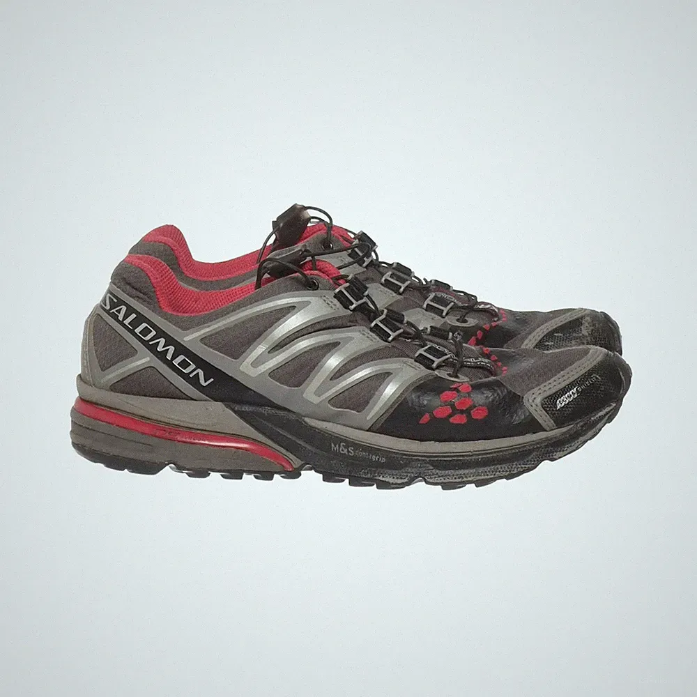 Salomon, Laufschuhe, Größe: 36 2/3, Grau/Rot/Schwarz, Unisex (Erwachsene) #YXL