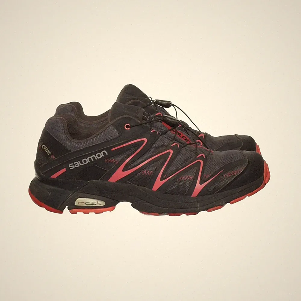 Salomon, Laufschuhe, Größe: 40, Gore-Tex, Grau/Rot, Damen #19J