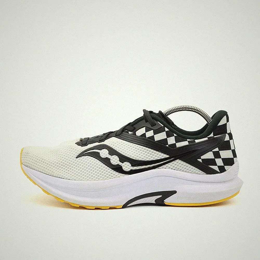 Saucony Damen Endorphin Sneaker weiß/schwarz/gelb Low-Top Laufschuh EU 42