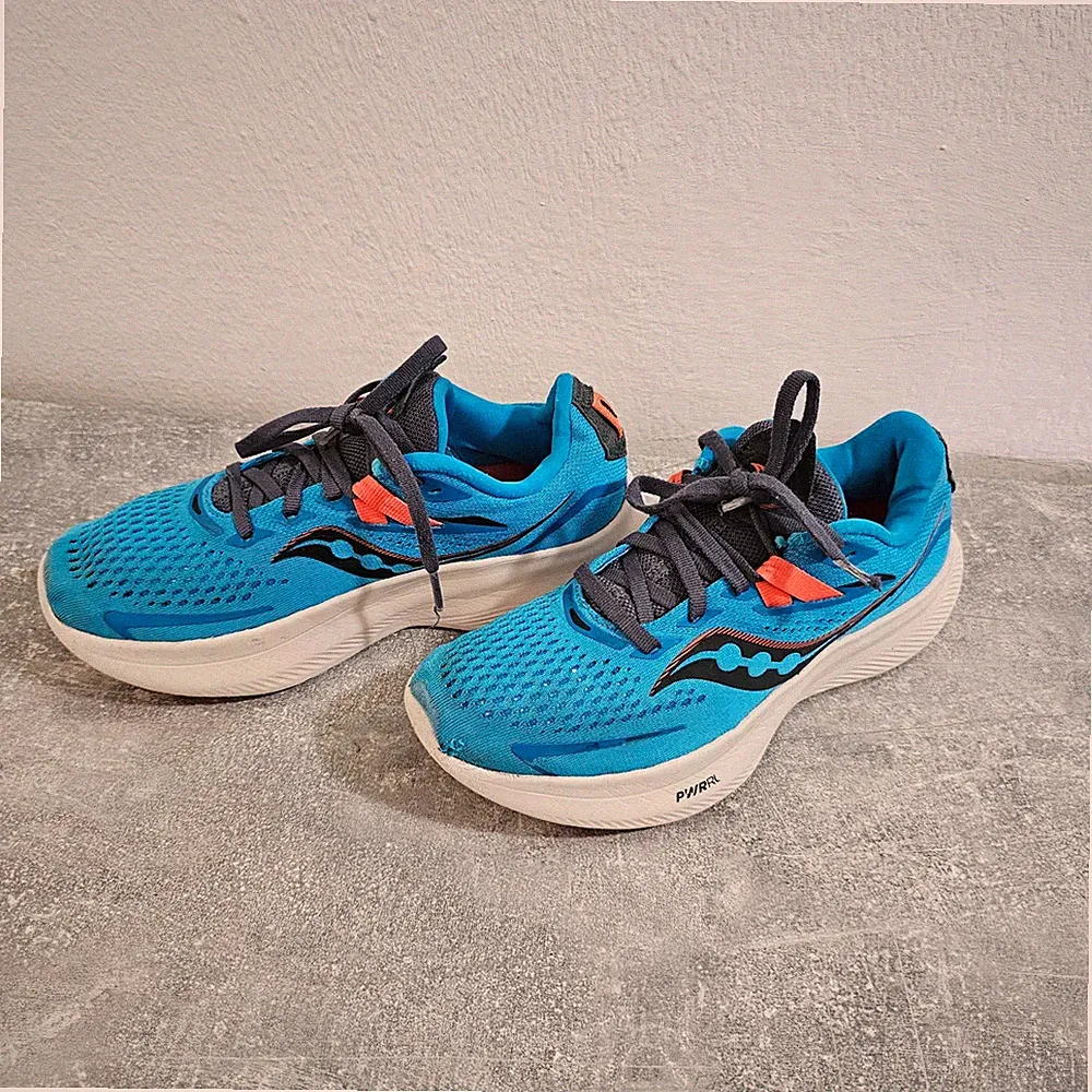 Saucony Ride 15 Laufschuhe Sportschuhe Sneaker für Damen Gr.37,5