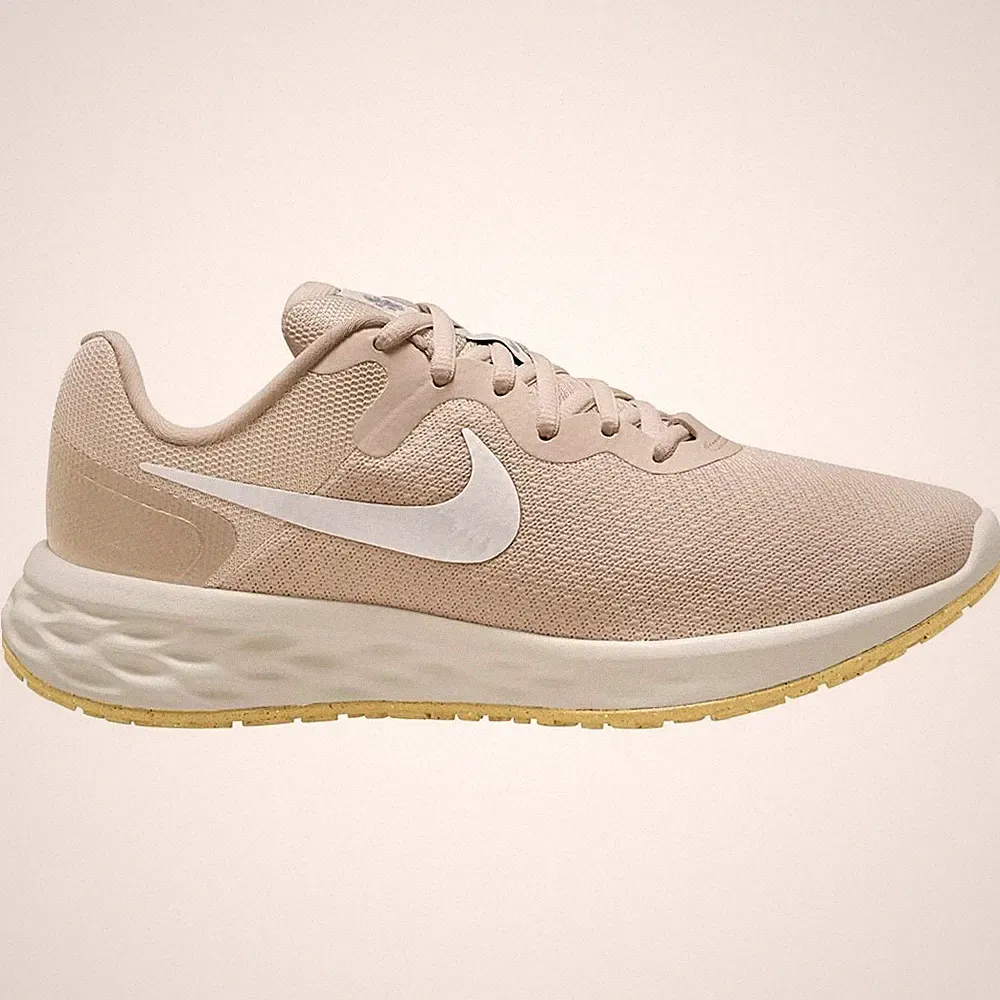 Schuhe Lauf Damen Nike Revolution 6 NN DC3729104 Beige