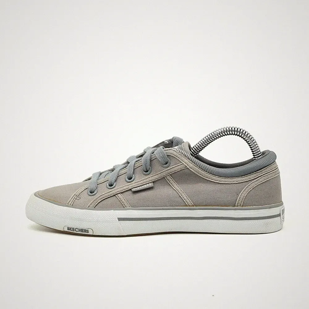 Graue Gedämpfte Laufschuhe Für Damen