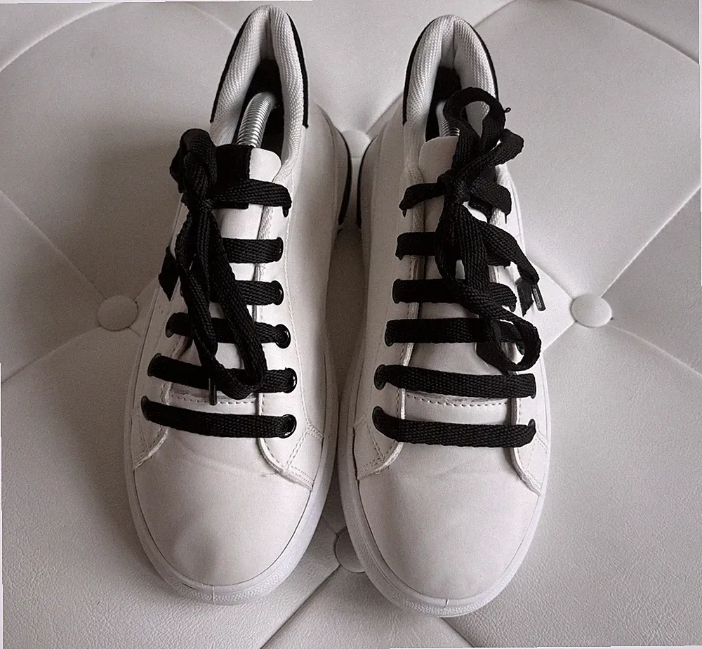 Sportschuhe Turnschuhe Laufschuhe Damen 38 s/w bequem leicht - kaum getragen