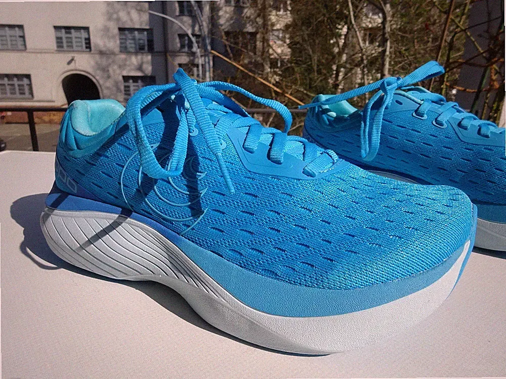 TOPO ATHLETIC ATMOS Dam Laufschuhe XL-Extralight Sneaker Gr.37,5(UK4,5) Neu