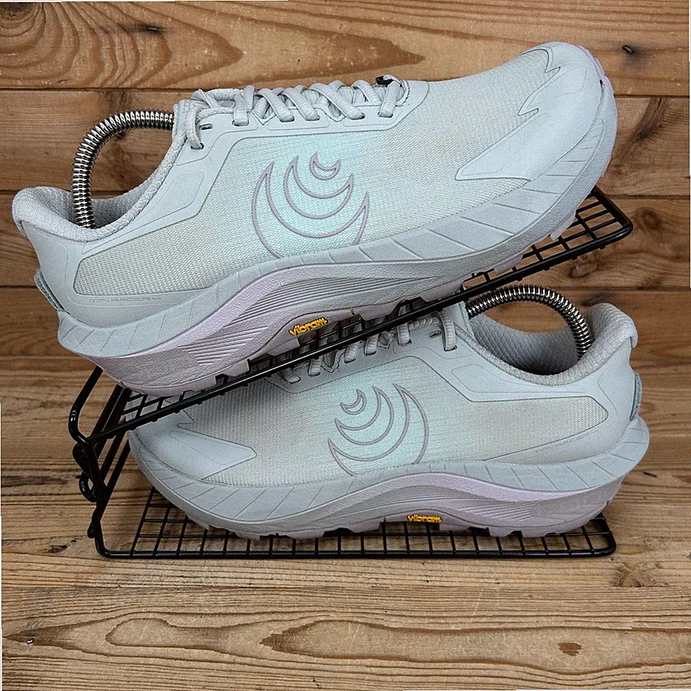 Topo Sportschuhe Damen UK 6,5 MTN Racer 4 grau Vibram Wanderschuhe Walk