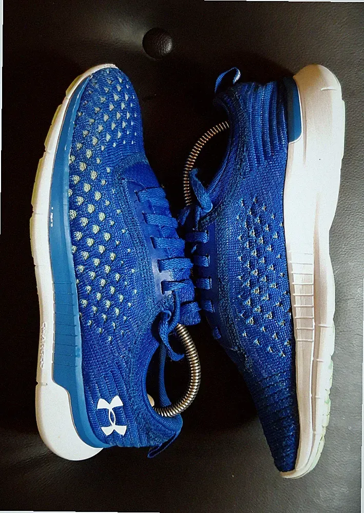 Under Armour Lightning Running 2 / Laufschuhe / Joggingschuhe / Fitness /Gr.36,5
