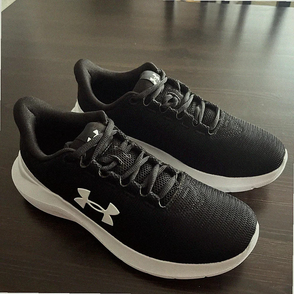 Under Armour Phade Rn 3 schwarz Mesh Laufschuhe Damen Sportschuhe 37,5