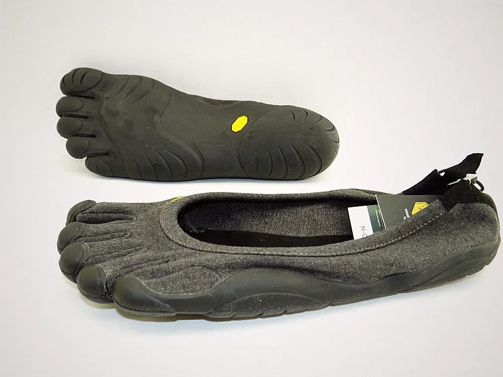 Vibram FiveFingers Sneaker CLASSIC ECO Schwarz Barfußschuhe Laufschuhe Herren 46