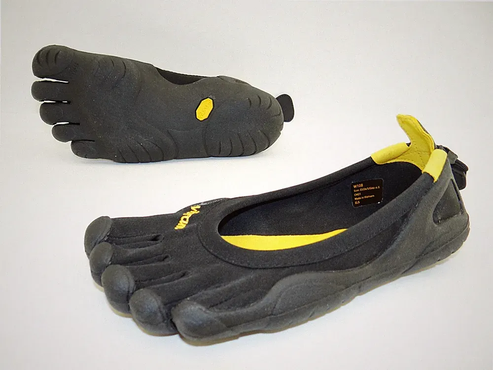 Vibram FiveFingers Sneaker CLASSIC Schwarz Barfußschuhe Laufschuhe Damen Gr.38