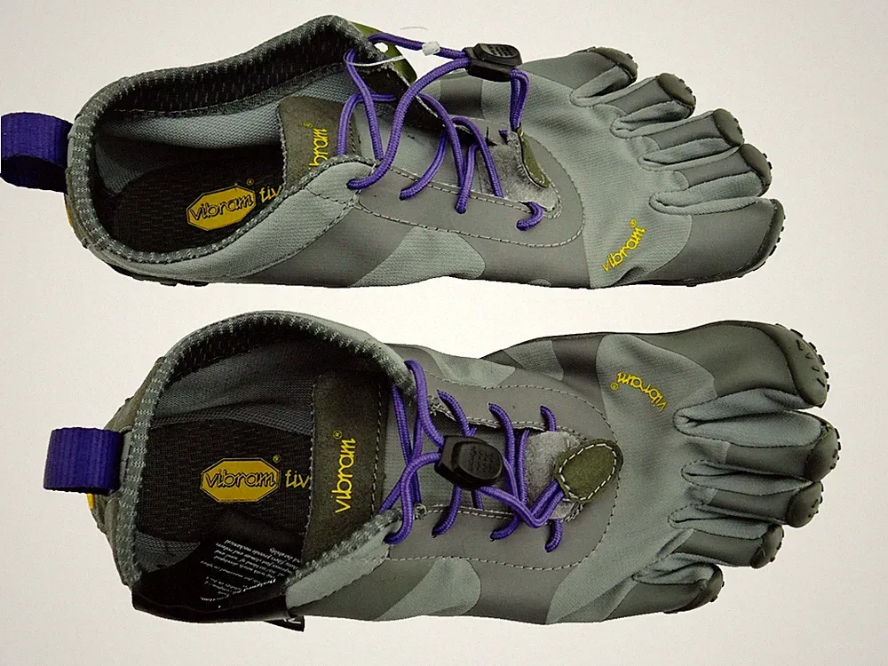 Grau Barfußlaufschuhe