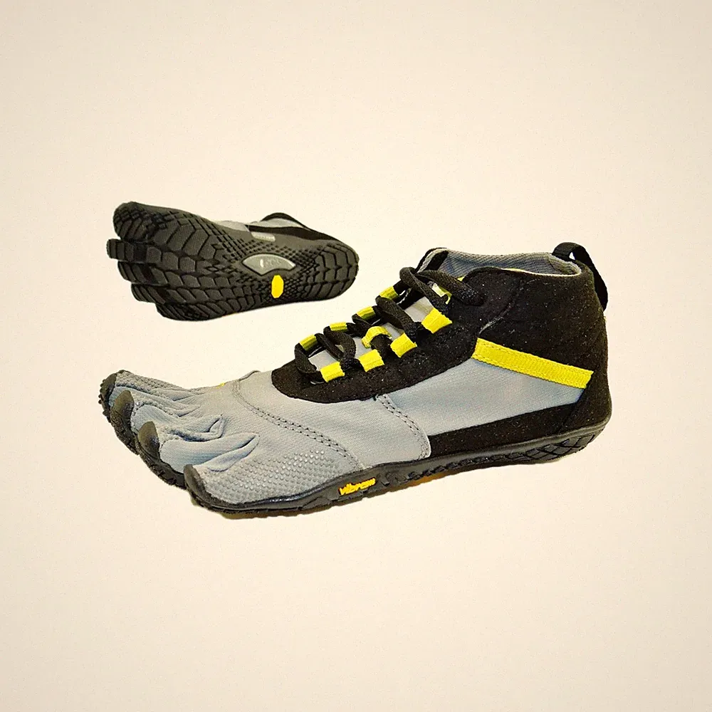 Vibram FiveFingers Sneaker V-TREK Black Grey Outdoor Barfußschuhe Laufschuhe 38