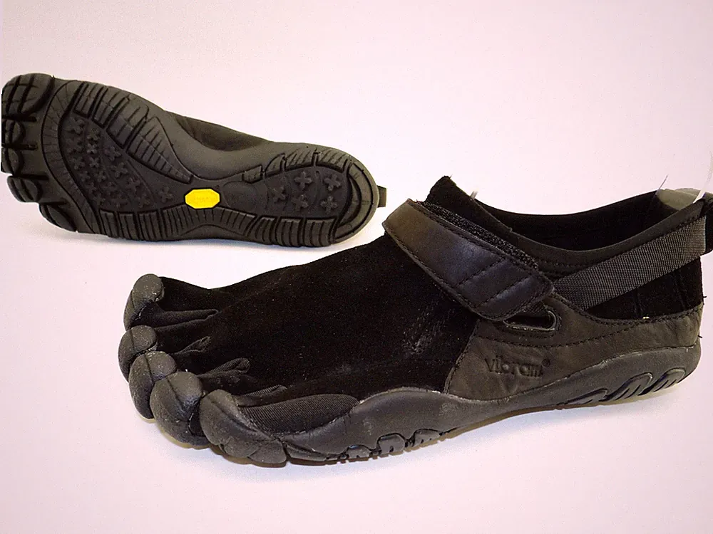 Vibram Sneaker FiveFingers KSO TREK Schwarz Leder Barfußschuhe Laufschuhe Gr.39